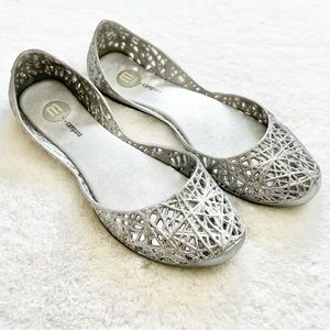 MELISSA + CAMPANA Zig Zag Flat Silver Glitter Shoe Size 7 Trendy Jellies